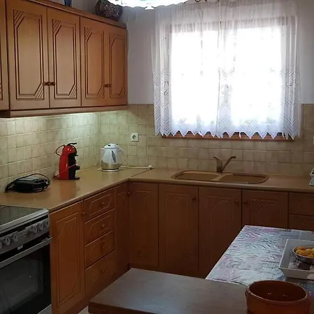 Ozias House Nyaraló *